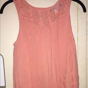 Francesca’s peach tank